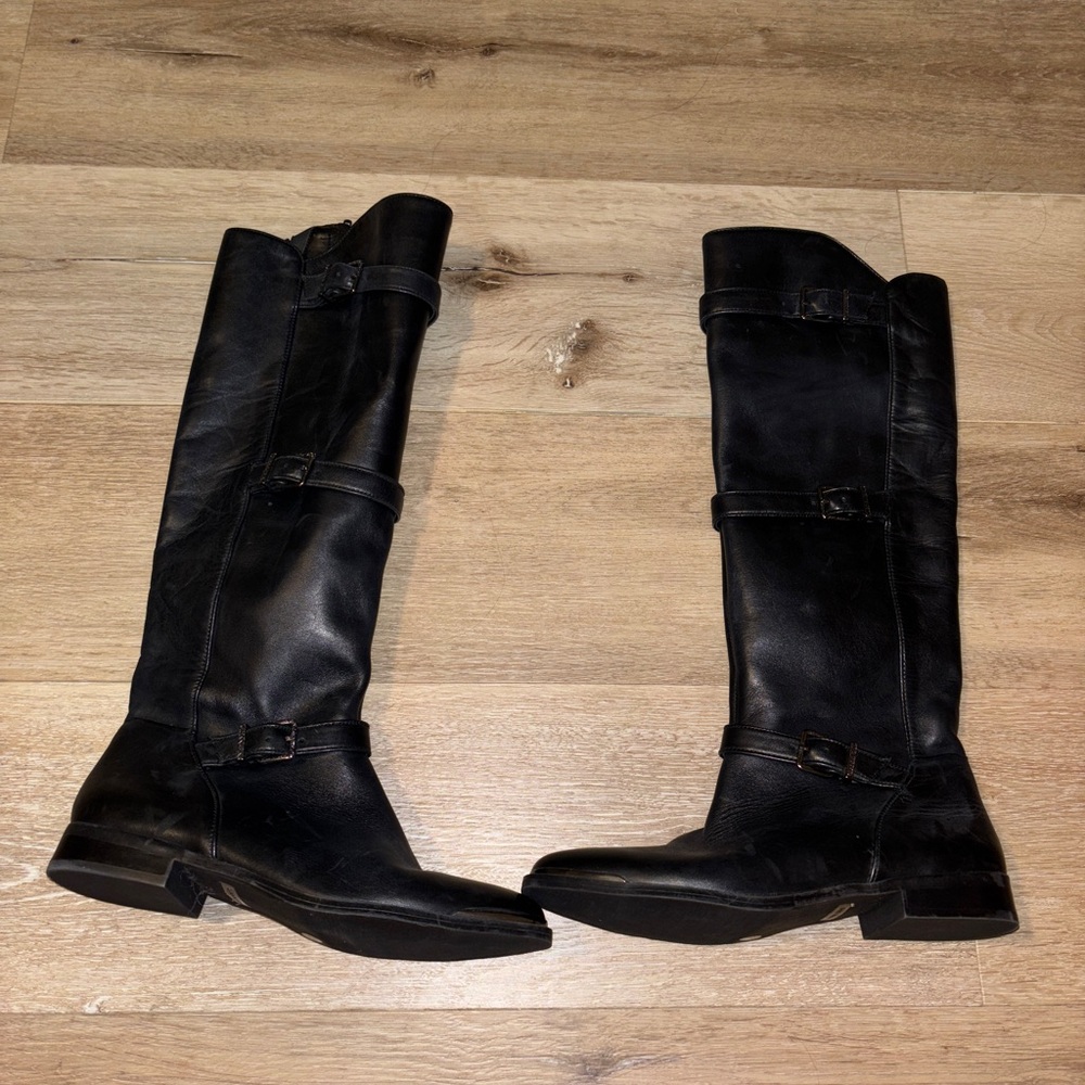 Leather Gianni Bini Heeled Boots LIKE NEW, Must-Have Fall Staple Size 8